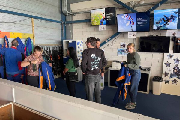 Skydive (2)